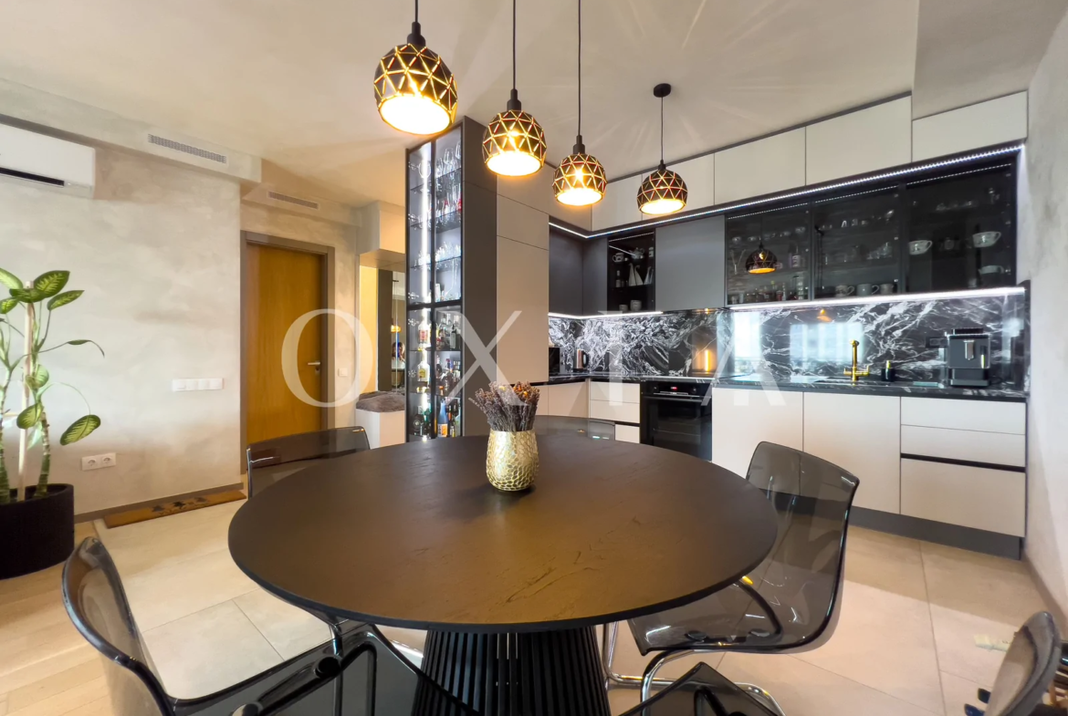 Vedere Panoramica Si Finisaje Premium – Apartament in Monarch