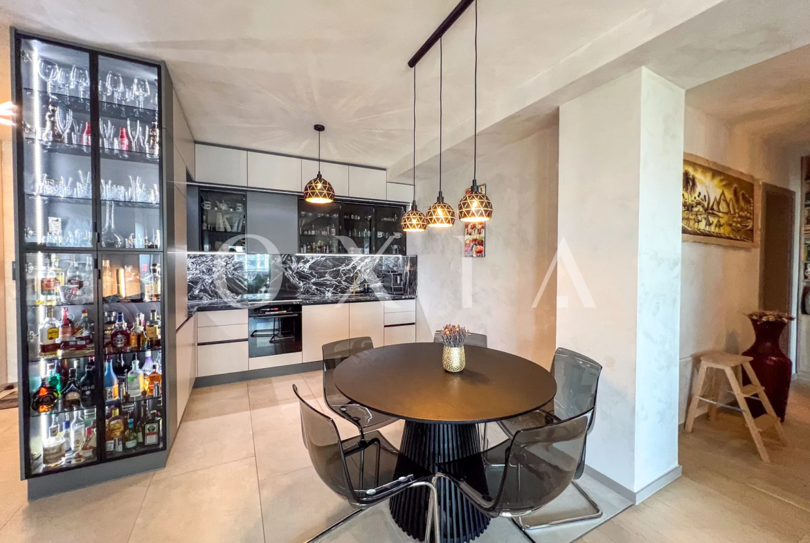 Vedere Panoramica Si Finisaje Premium – Apartament in Monarch