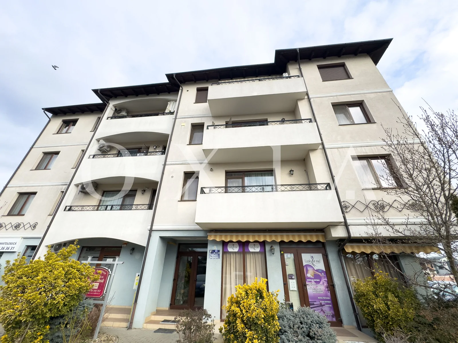 Giroc, Hotel IQ, Mobilat-Utilat, Parcare Proprie