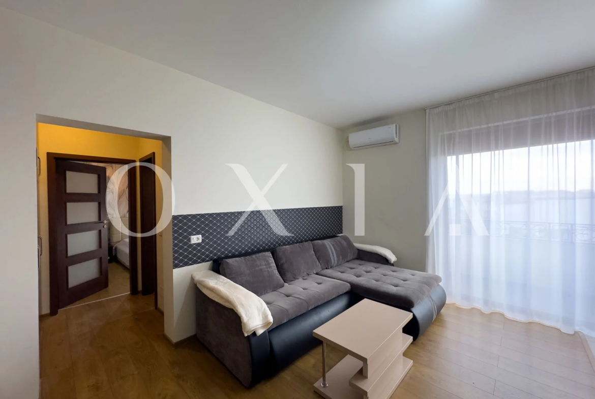Giroc, Hotel IQ, Mobilat-Utilat, Parcare Proprie