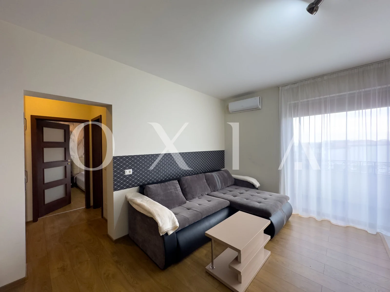 Giroc, Hotel IQ, Mobilat-Utilat, Parcare Proprie