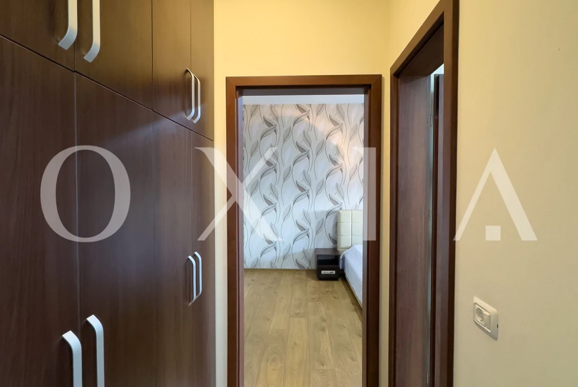 Giroc, Hotel IQ, Mobilat-Utilat, Parcare Proprie