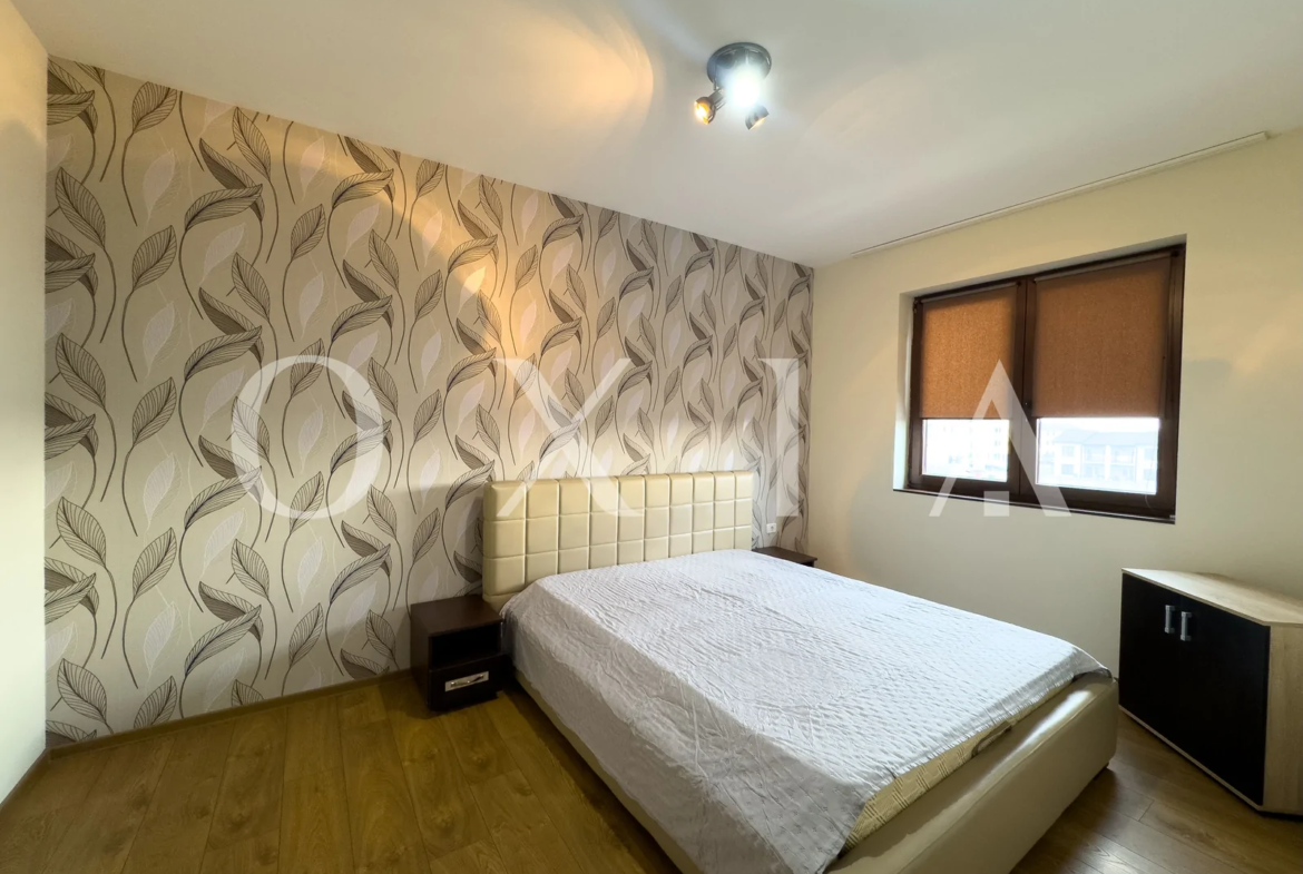 Giroc, Hotel IQ, Mobilat-Utilat, Parcare Proprie