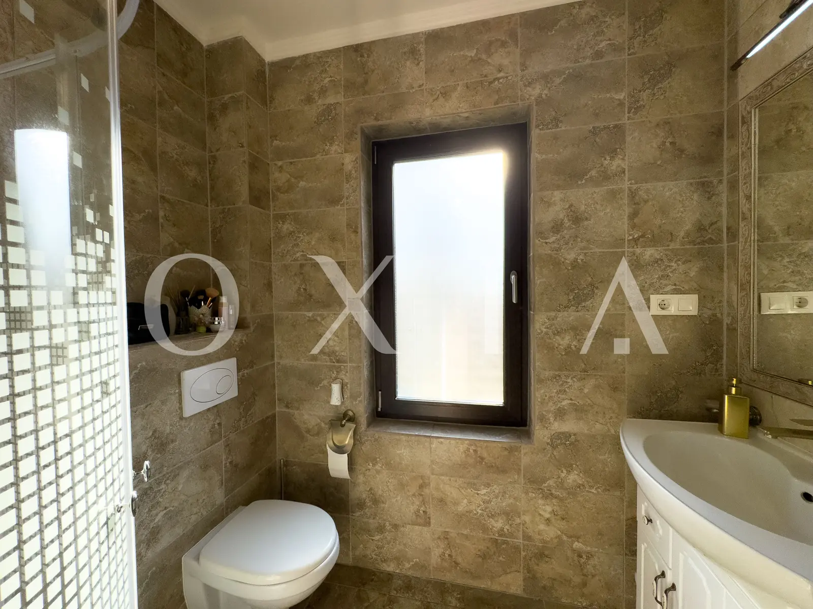 proprietate-exclusivista-pozitie-excelenta-amenajari-moderne-12 Proprietate Exclusivista, Pozitie Excelenta, Amenajari Moderne