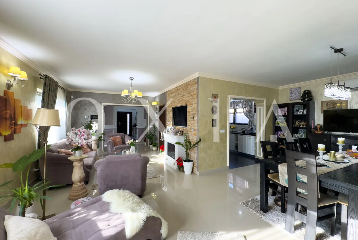 Proprietate Exclusivista, Pozitie Excelenta, Amenajari Moderne