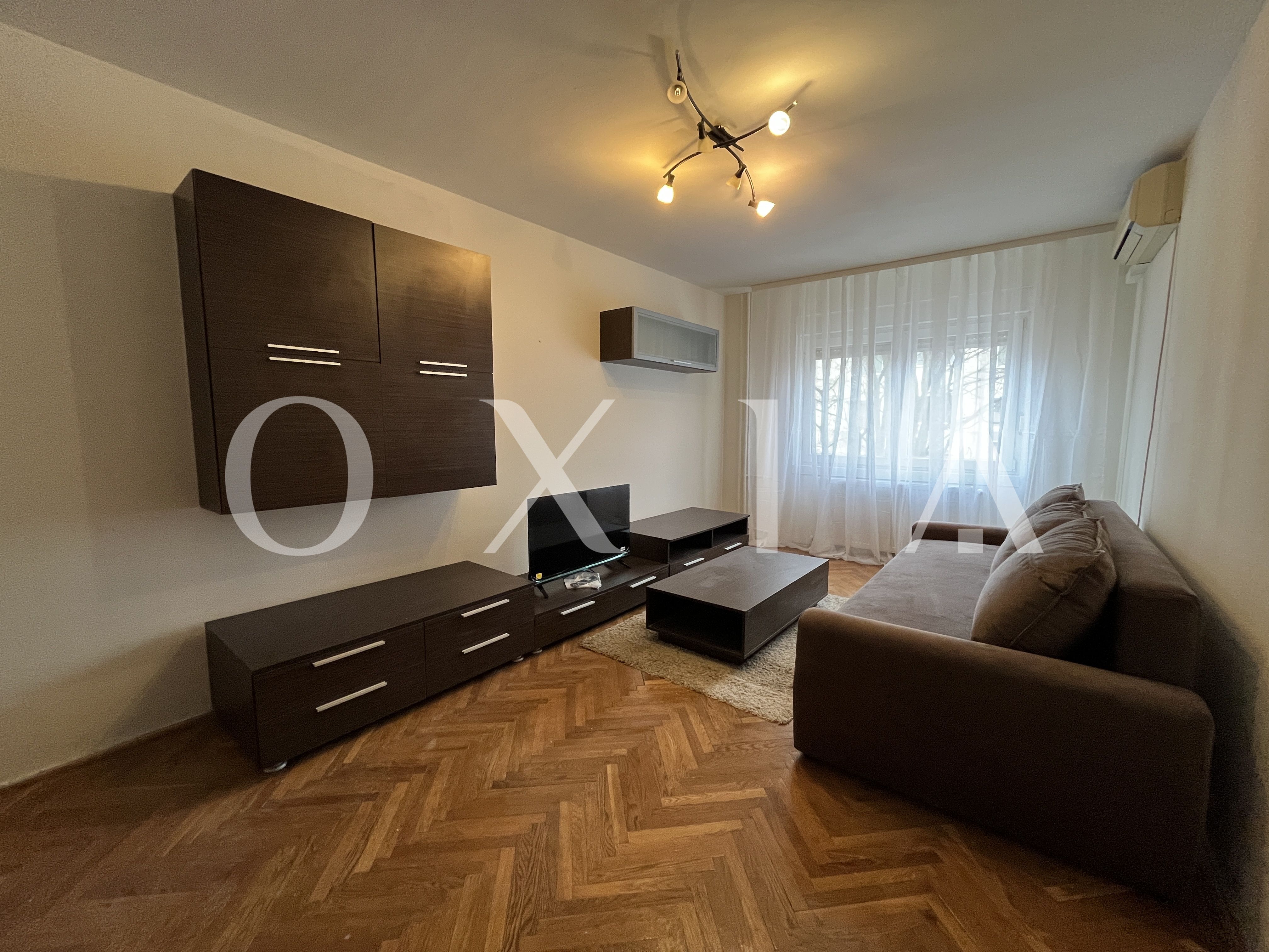 sala-olimpia-etaj-intermediar-disponibil-imediat-2-2