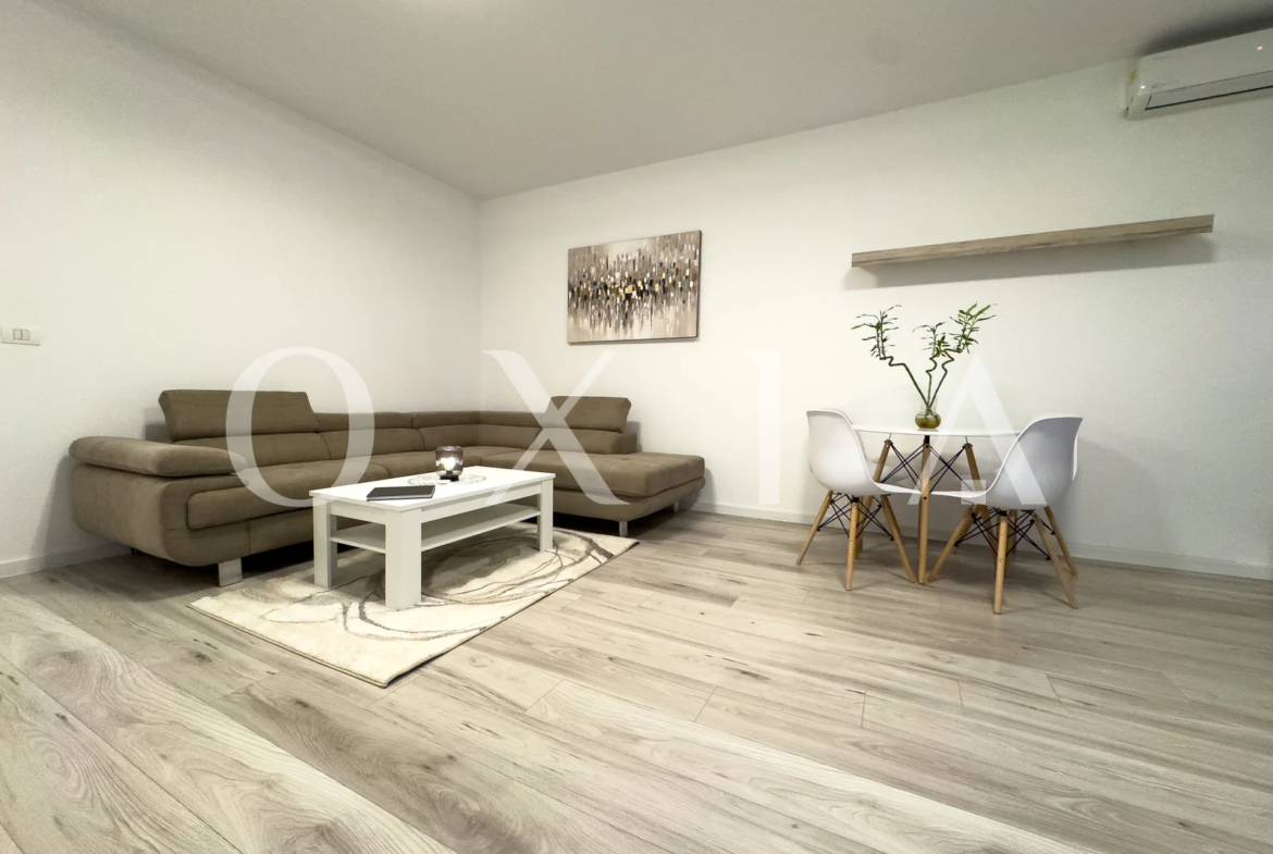 STUDIO, Prima Inchiriere, Cartierul Planetelor