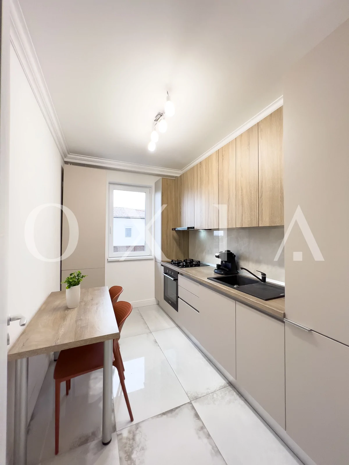 chisoda-parcare-proprie-renovat-4 Chisoda, Parcare Proprie, Renovat