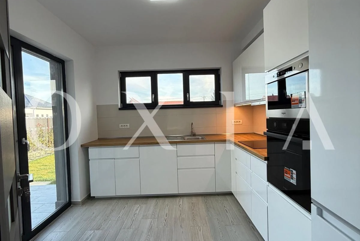 Dumbravita (Ikea), Proiect Modern, Disponibil Imediat