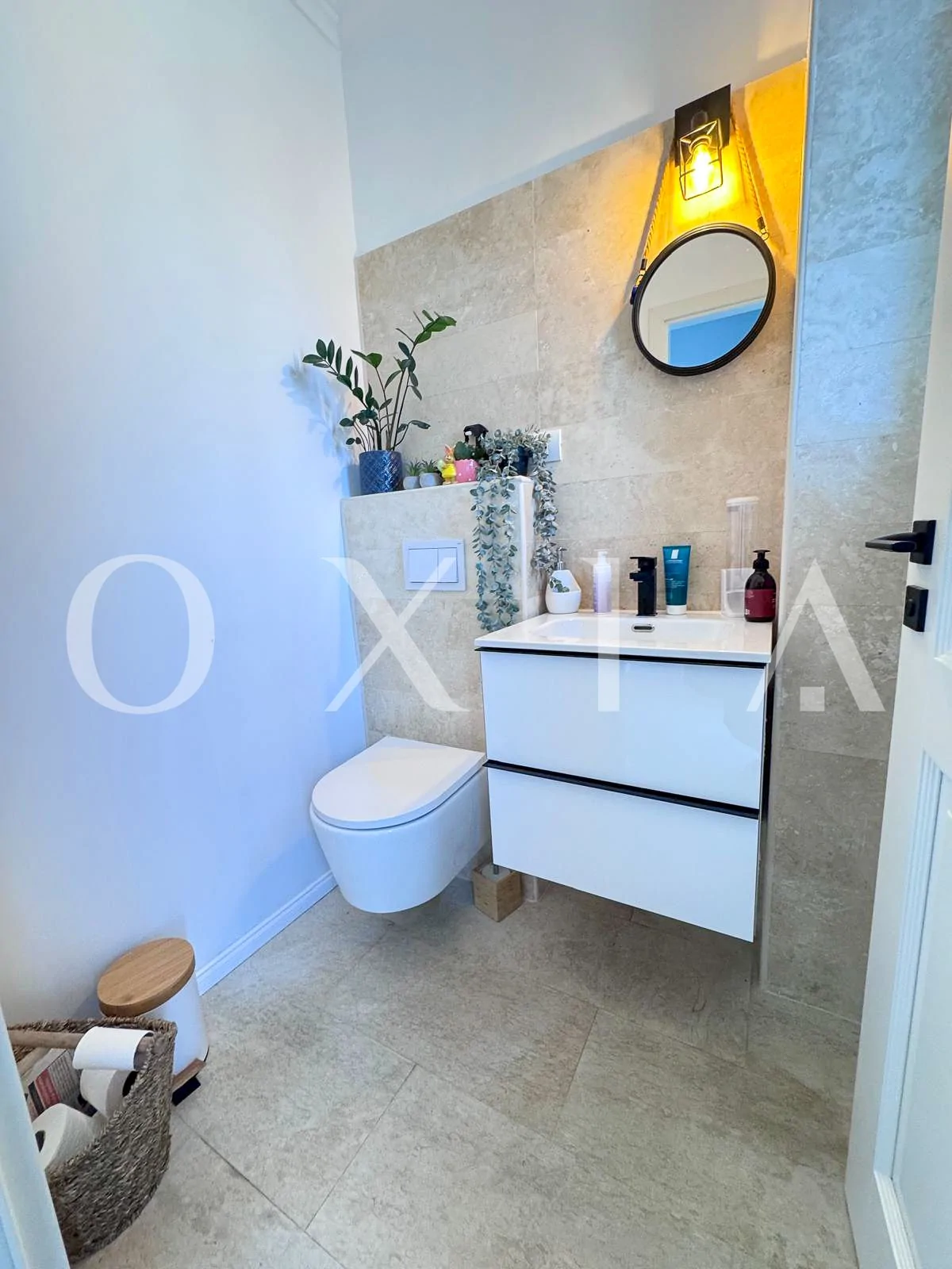 chisoda-individuala-renovata-complet-18