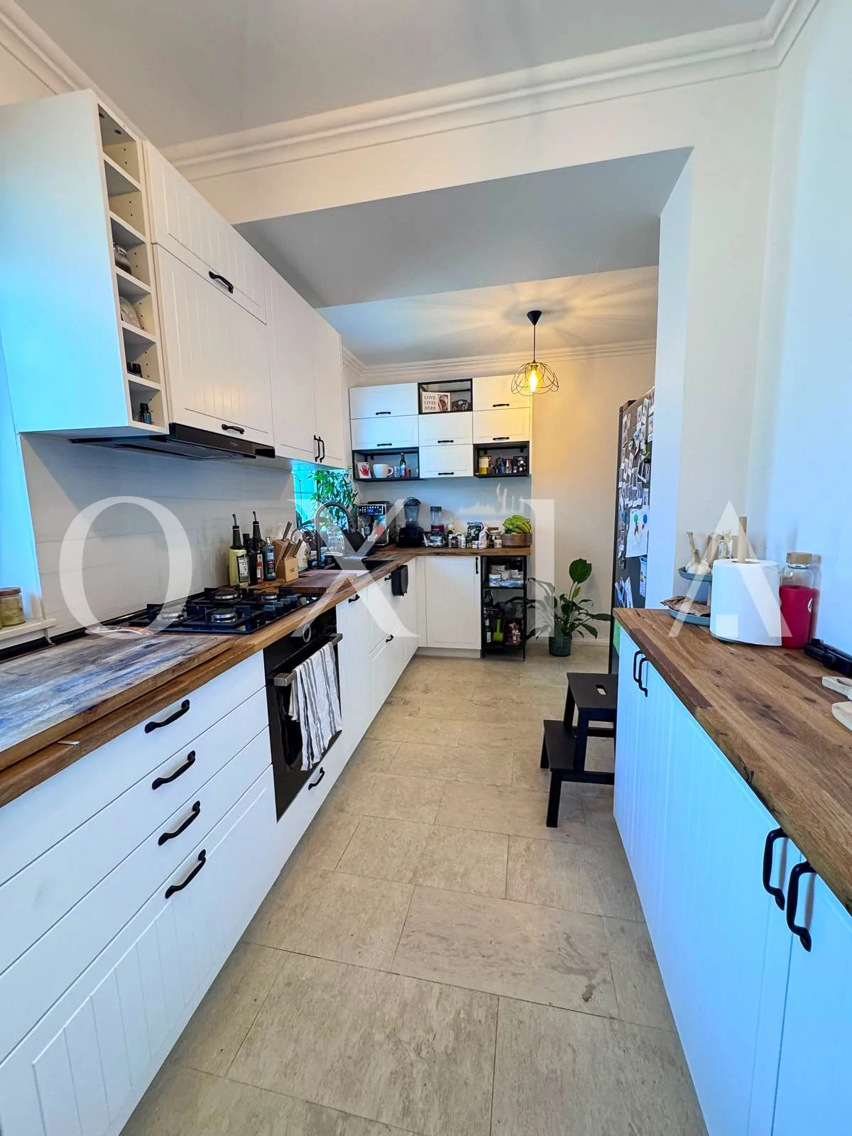 chisoda-individuala-renovata-complet-9