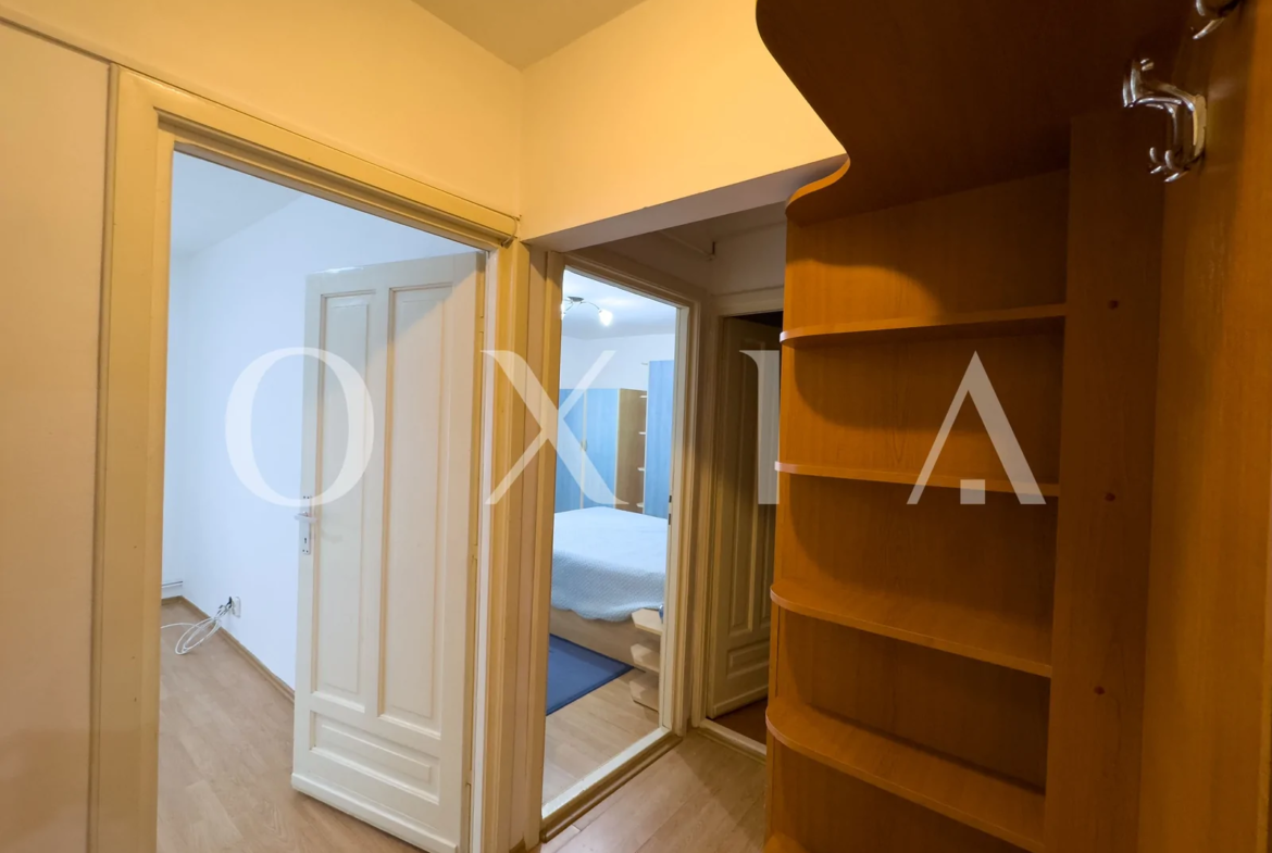 Mobilat-Utilat, Sagului (Shopping City)