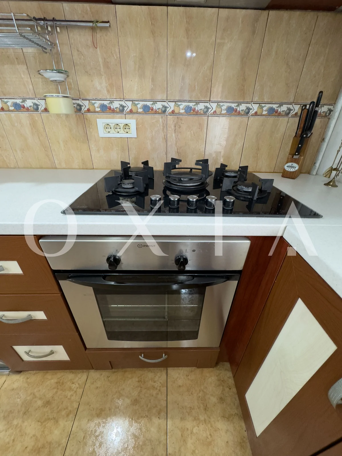Mobilat-Utilat, Sagului (Shopping City)