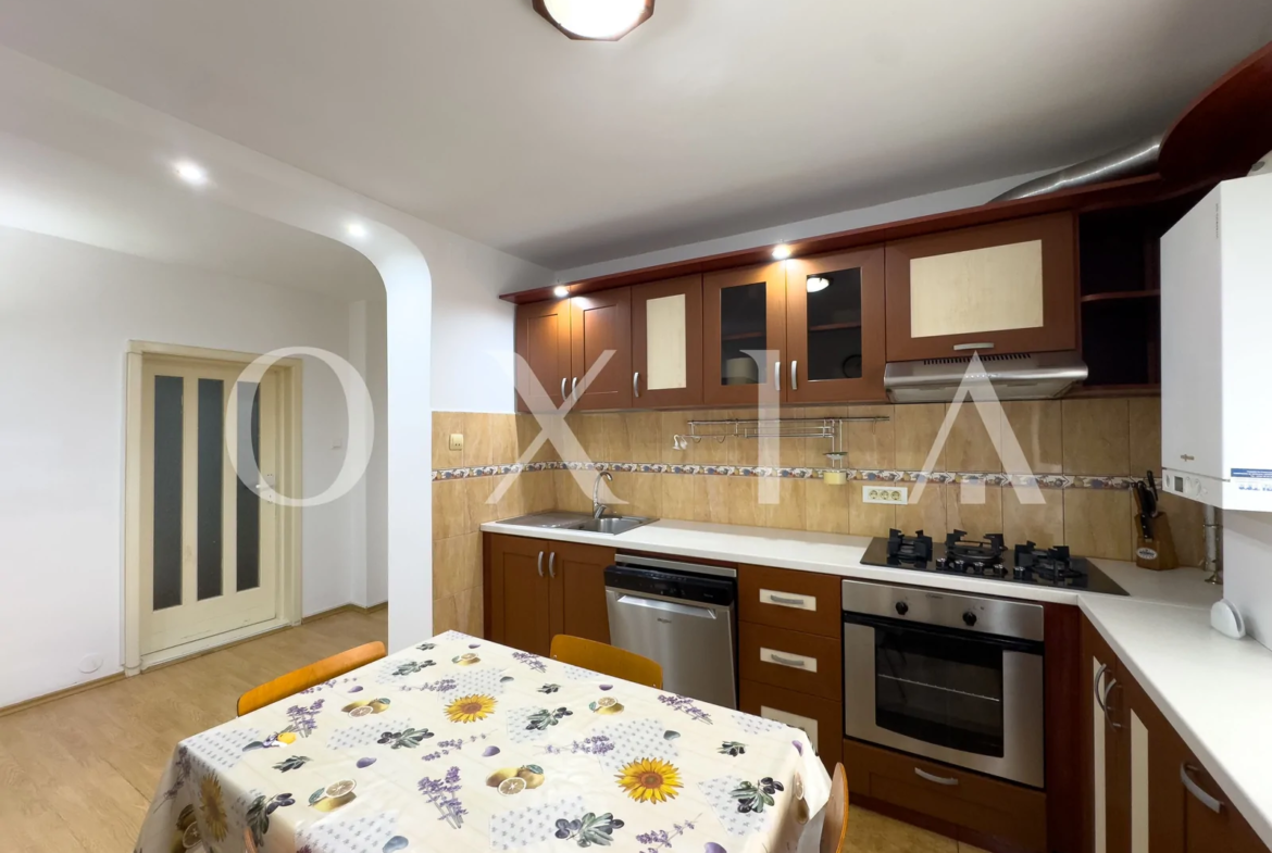 Mobilat-Utilat, Sagului (Shopping City)