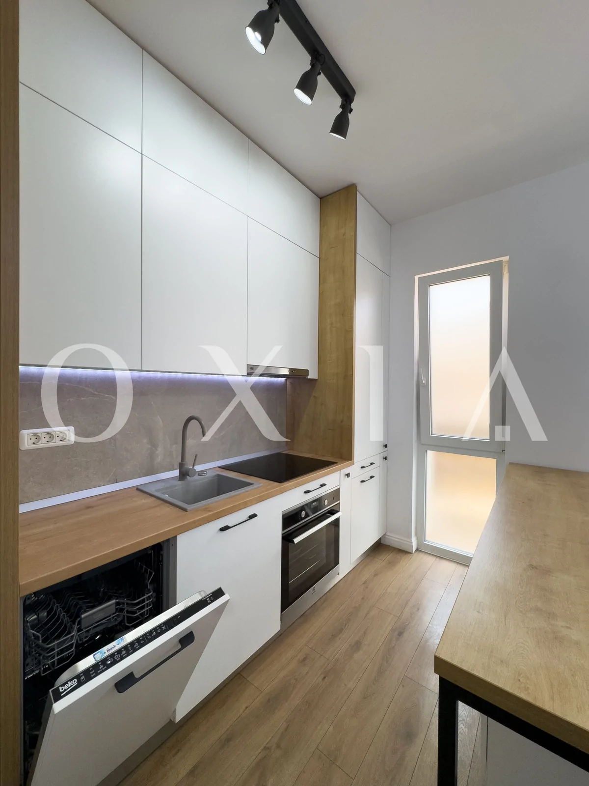 Prima Inchiriere, Amenajat Modern, Braytim