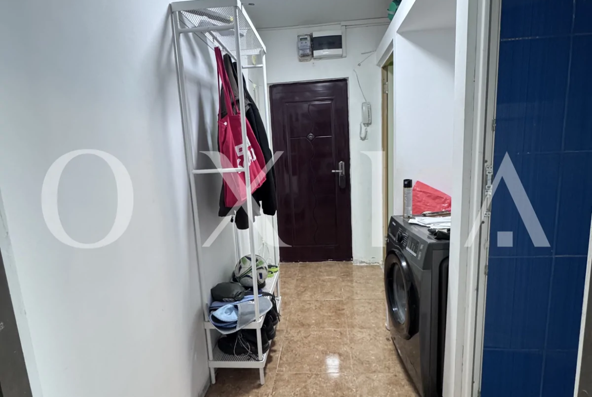 Dacia, etaj 2, centrala, renovat, garaj sub bloc