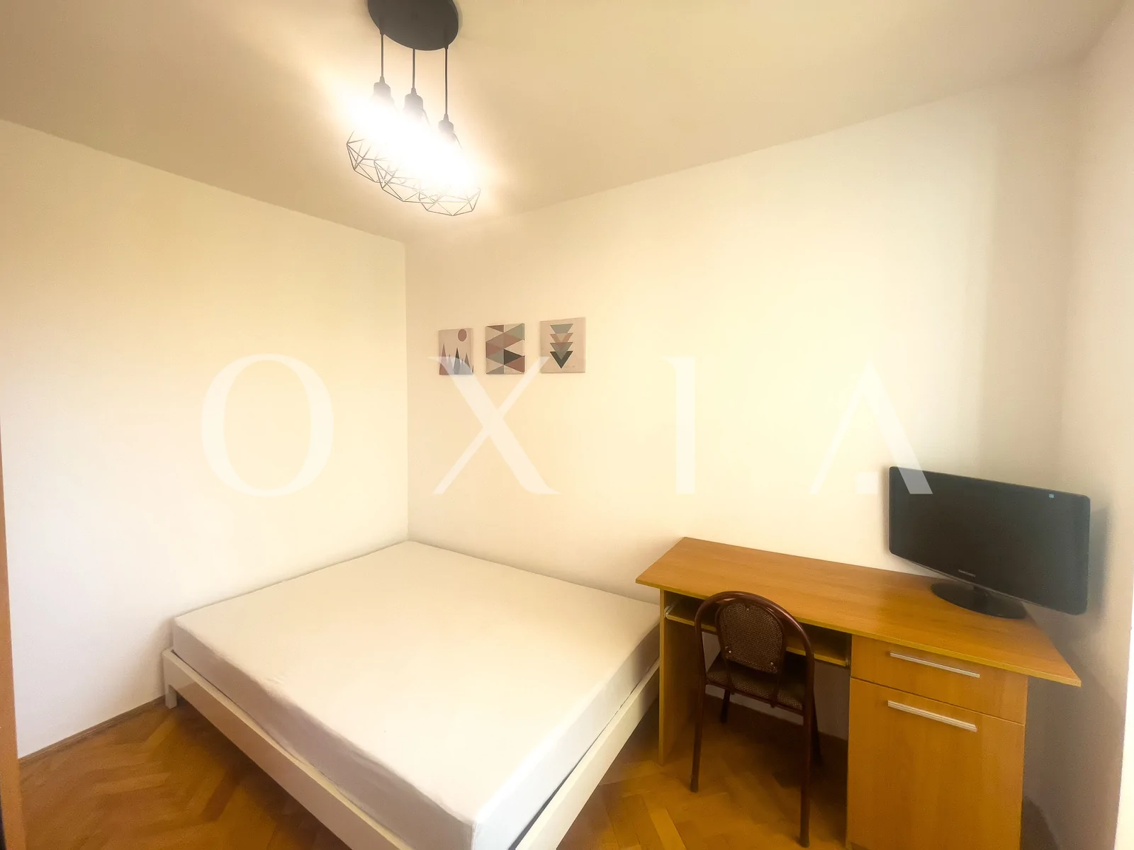 Iosefin-Dambovita, Mobilat si Utilat, Centrala Proprie