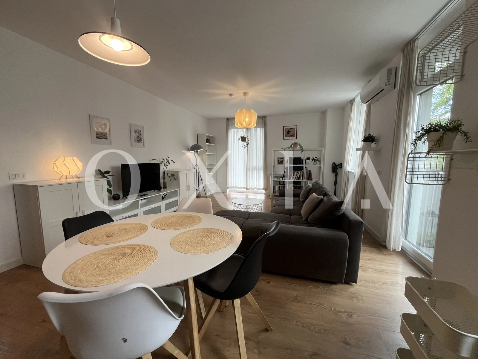 Campeador (Take Ionescu) – Pet friendly