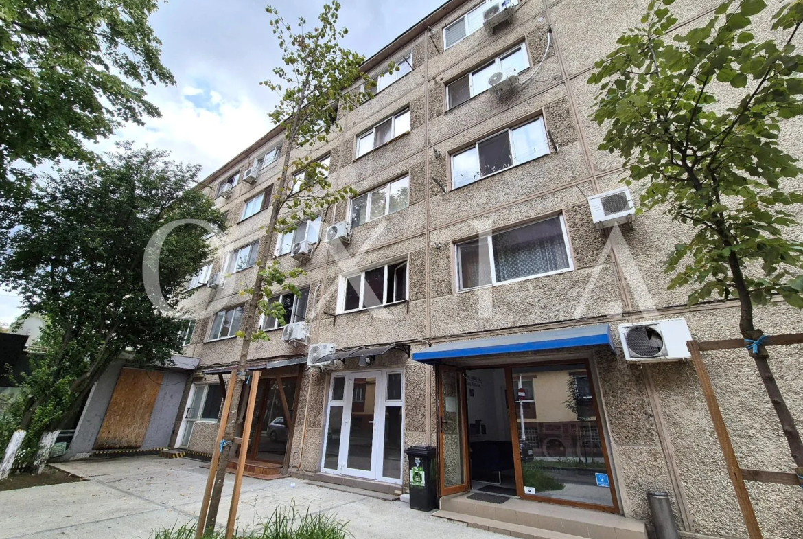 Complexul Studentesc, Strada Alexandru V. Voievod