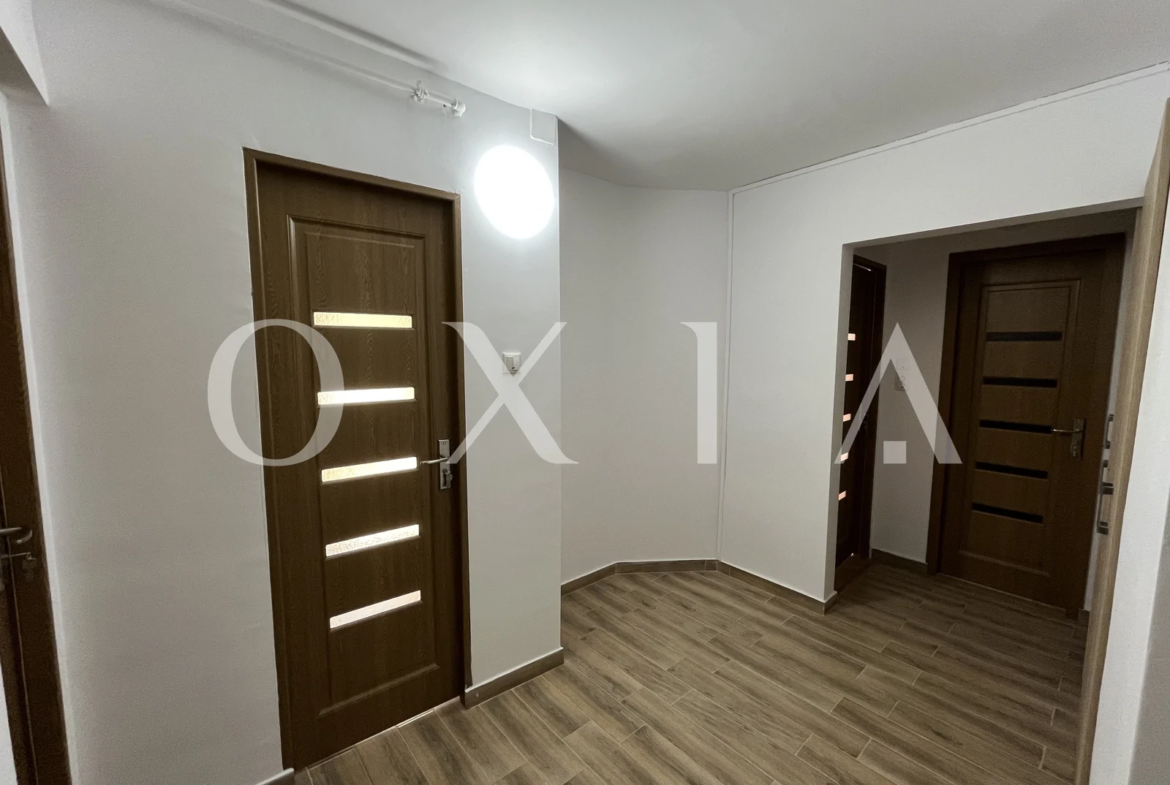 Lipovei – Decomandat – Disponibil Imediat