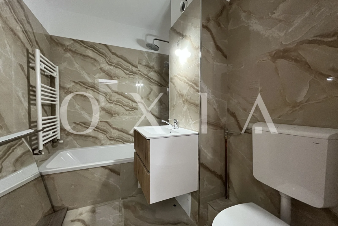 Lipovei – Decomandat – Disponibil Imediat