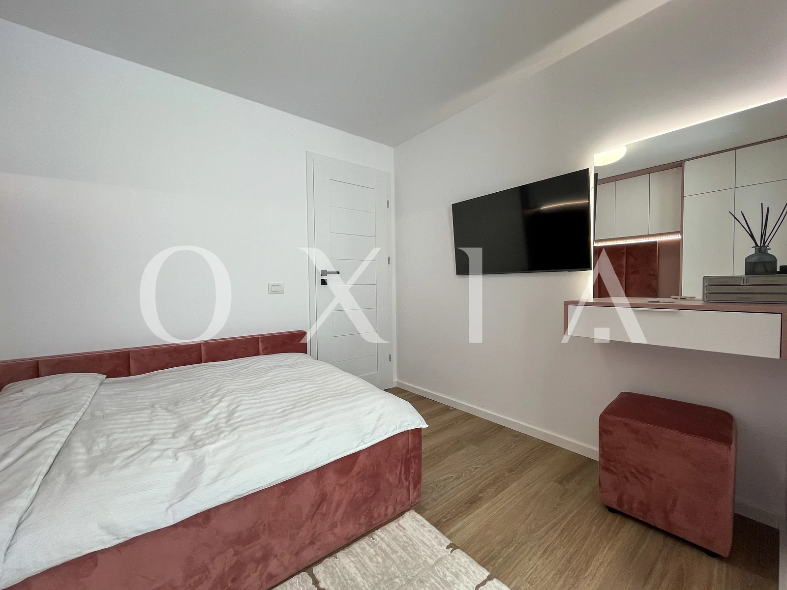 Lipovei, Etaj Intermediar, Renovat Integral