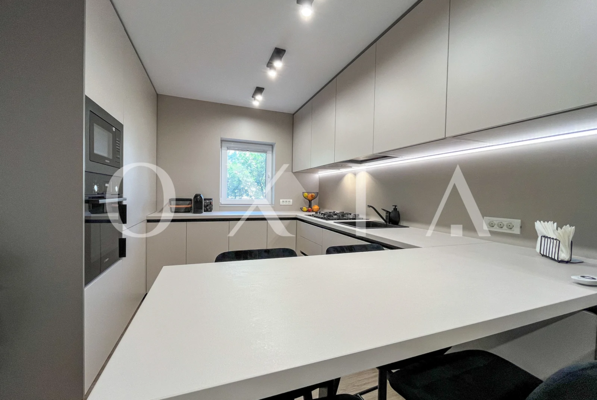 Lipovei, Etaj Intermediar, Renovat Integral