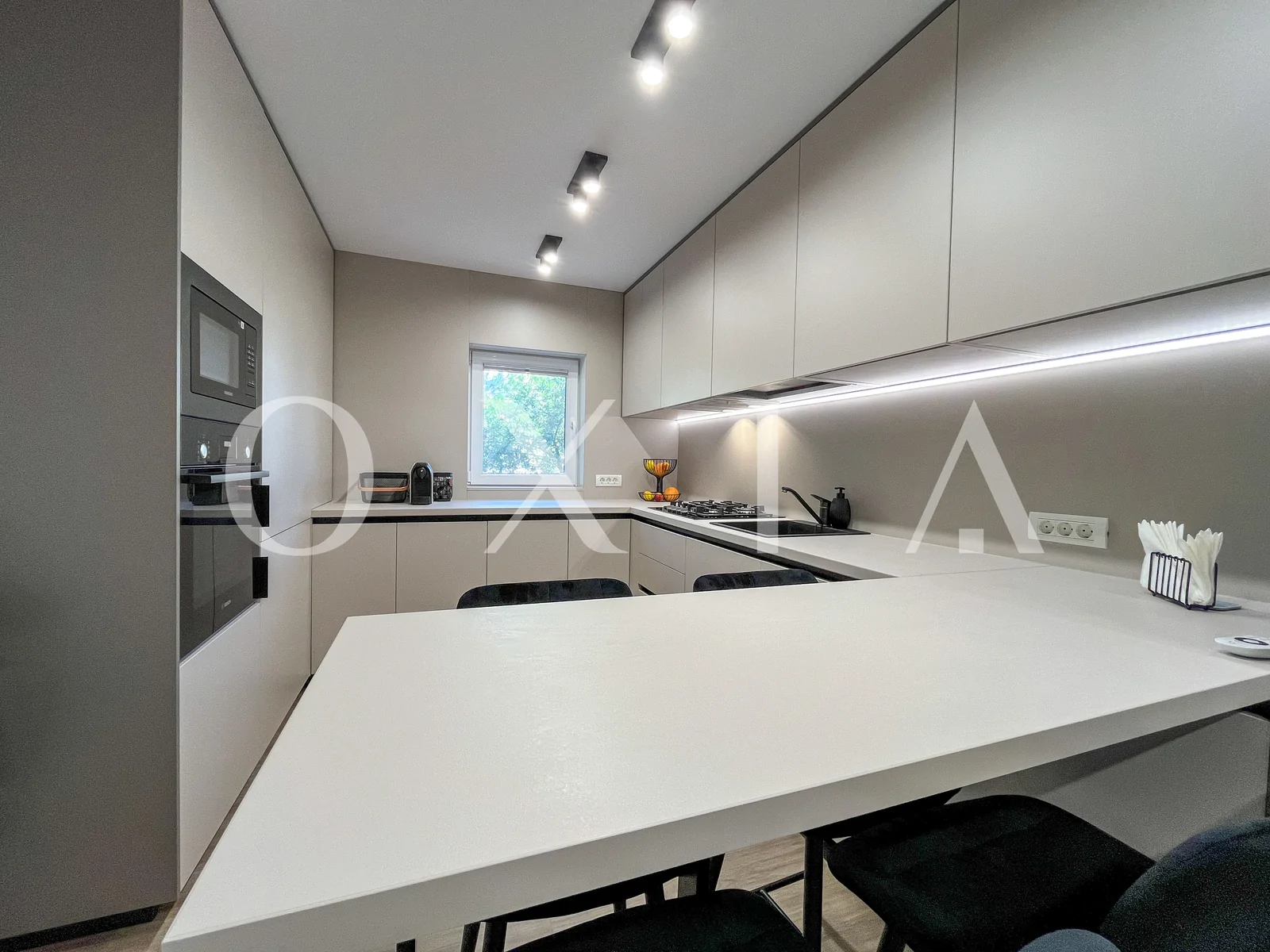 Lipovei, Etaj Intermediar, Renovat Integral