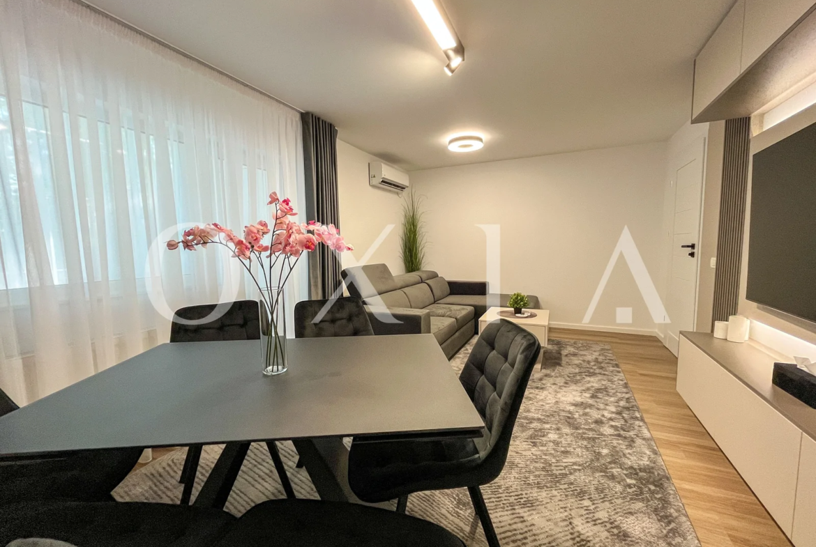 Lipovei, Etaj Intermediar, Renovat Integral