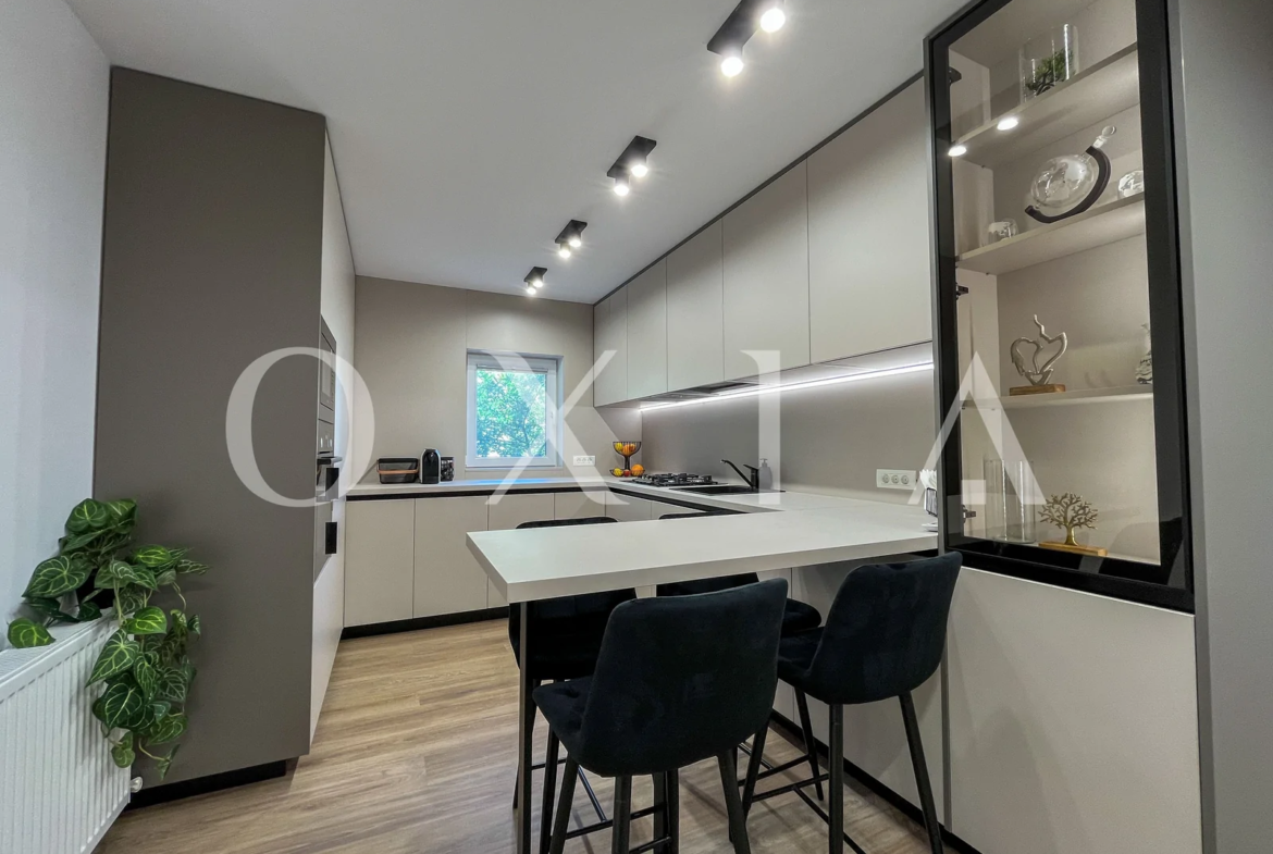 Lipovei, Etaj Intermediar, Renovat Integral