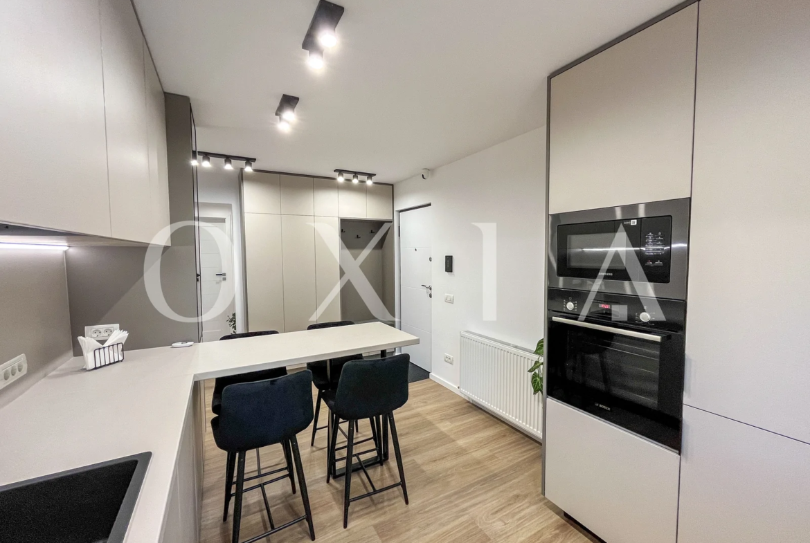 Lipovei, Etaj Intermediar, Renovat Integral