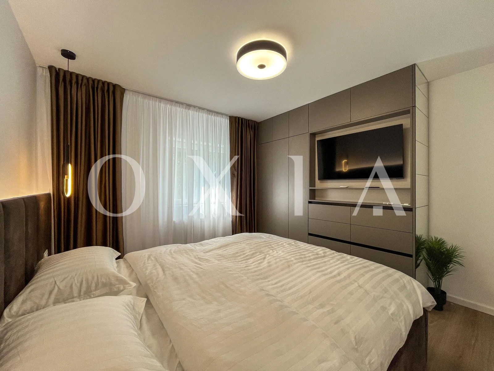 Lipovei, Etaj Intermediar, Renovat Integral