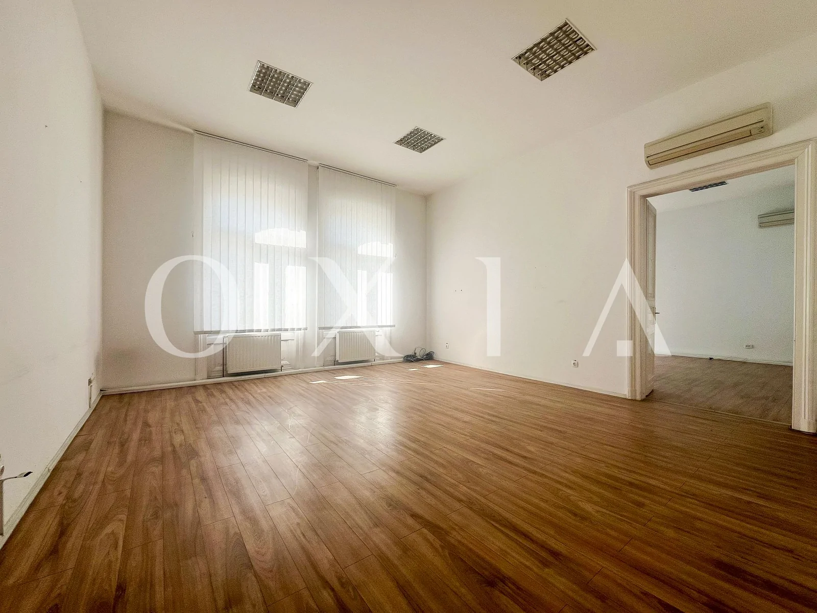 spatii-birouri-zona-centrala-disponibile-imediat-5 Spatii Birouri – Zona Centrala – Disponibile Imediat