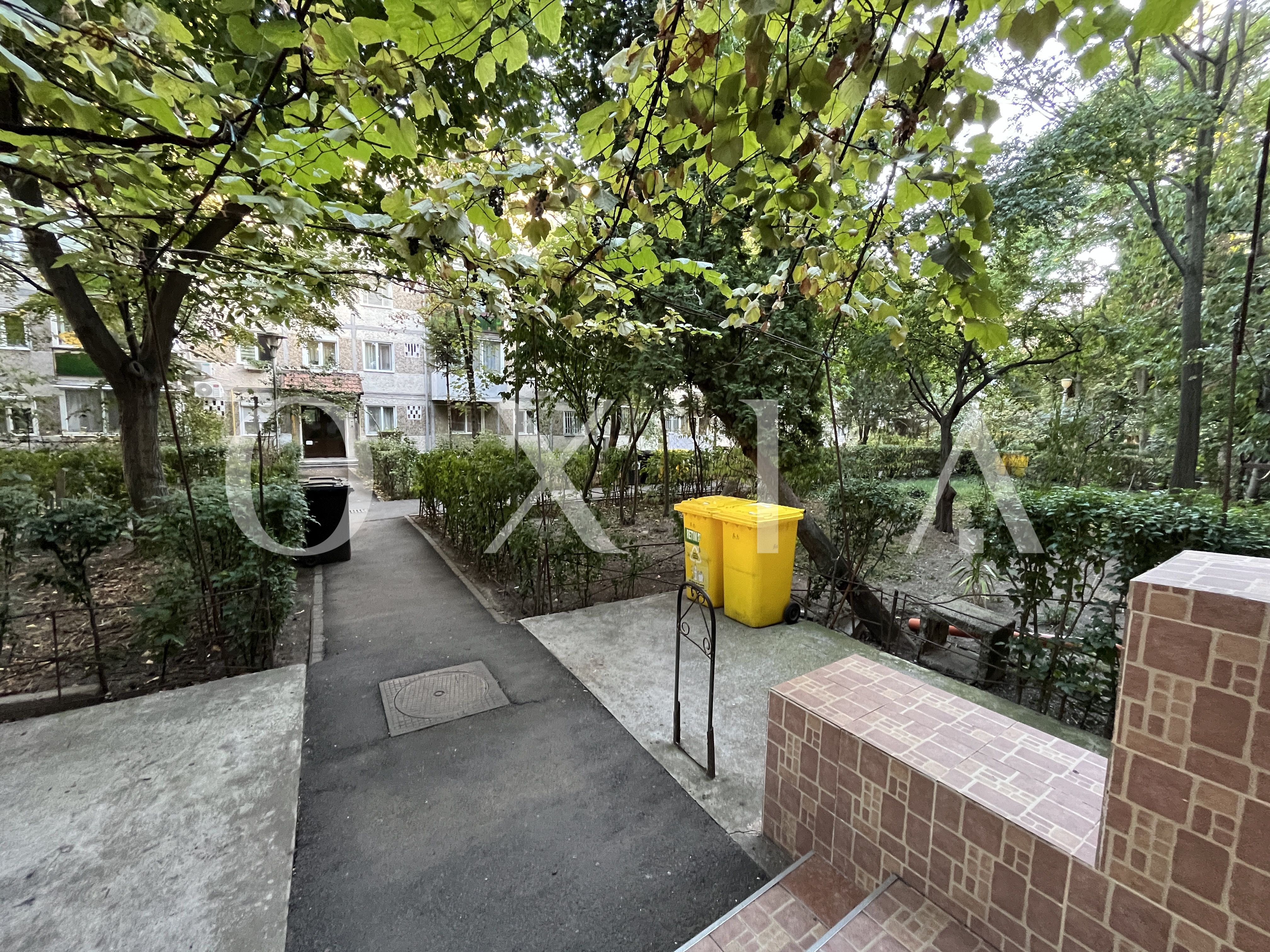 dacia-etaj-intermediar-disponibil-imediat-12