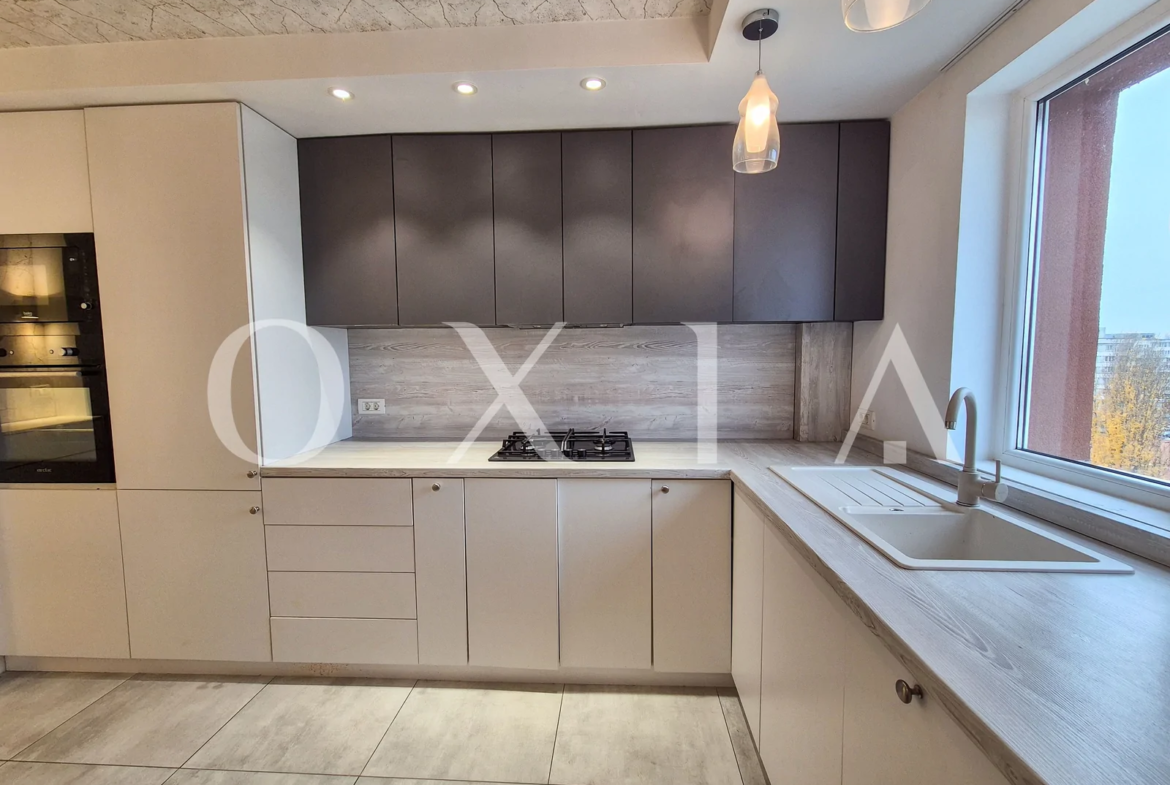 Apartament cu 3 camere si vedere superba spre Bega,  Spl. N.Titulescu