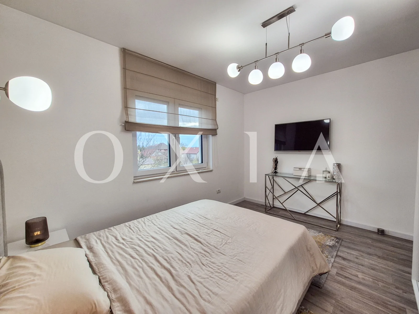 chisoda-apartament-cu-4-camere-si-design-modern-15 Chisoda, Apartament cu 4 camere si design modern