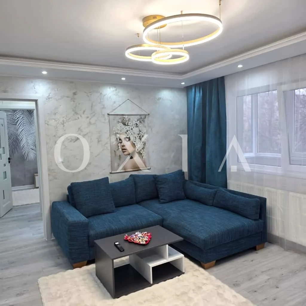 Dambovita-Sagului, Renovat Premium, Etaj Intermediar