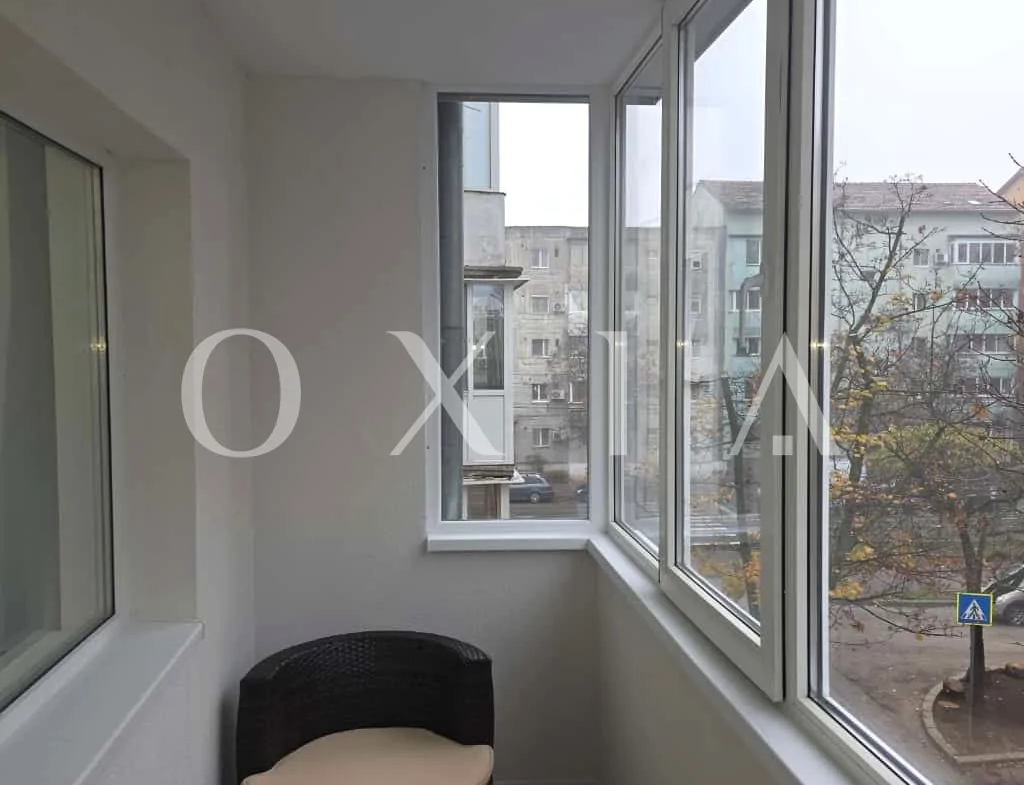 Dambovita-Sagului, Renovat Premium, Etaj Intermediar