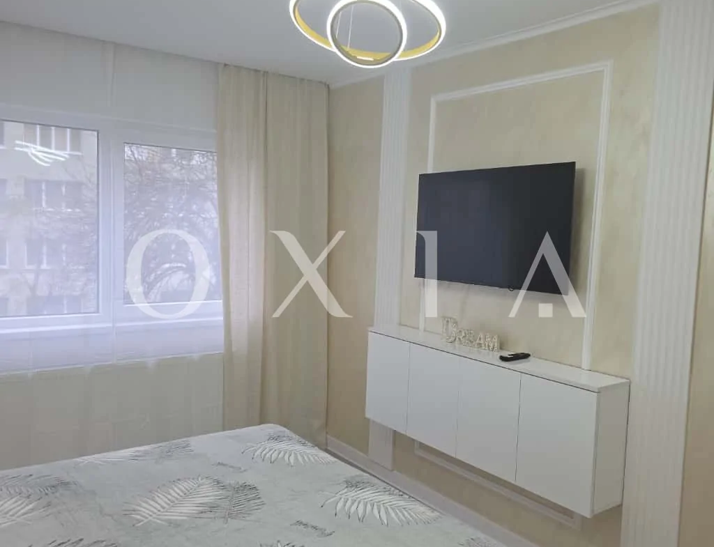 Dambovita-Sagului, Renovat Premium, Etaj Intermediar