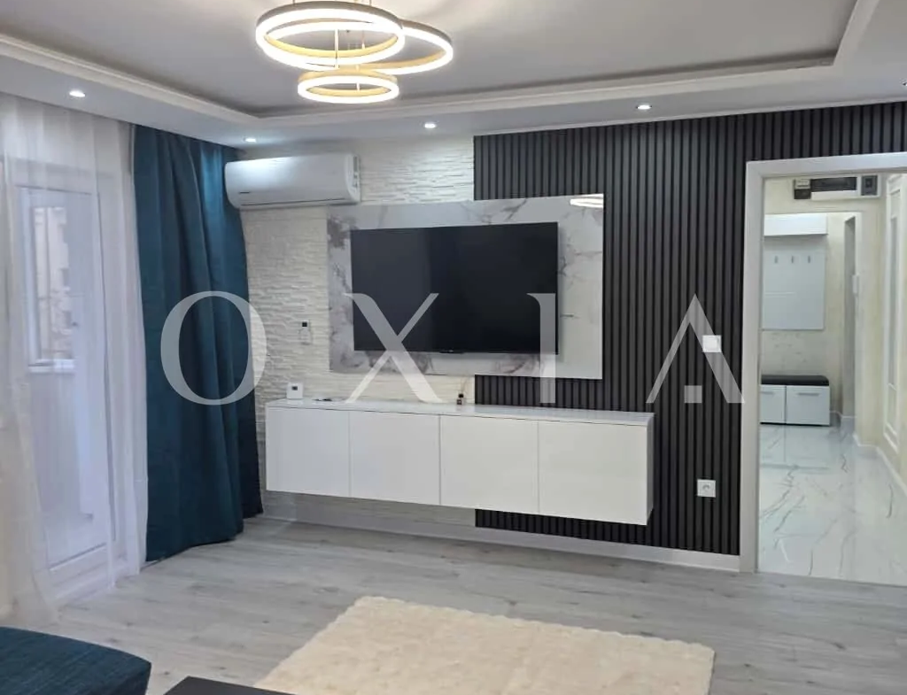 Dambovita-Sagului, Renovat Premium, Etaj Intermediar