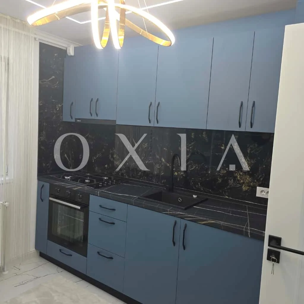 Dambovita-Sagului, Renovat Premium, Etaj Intermediar