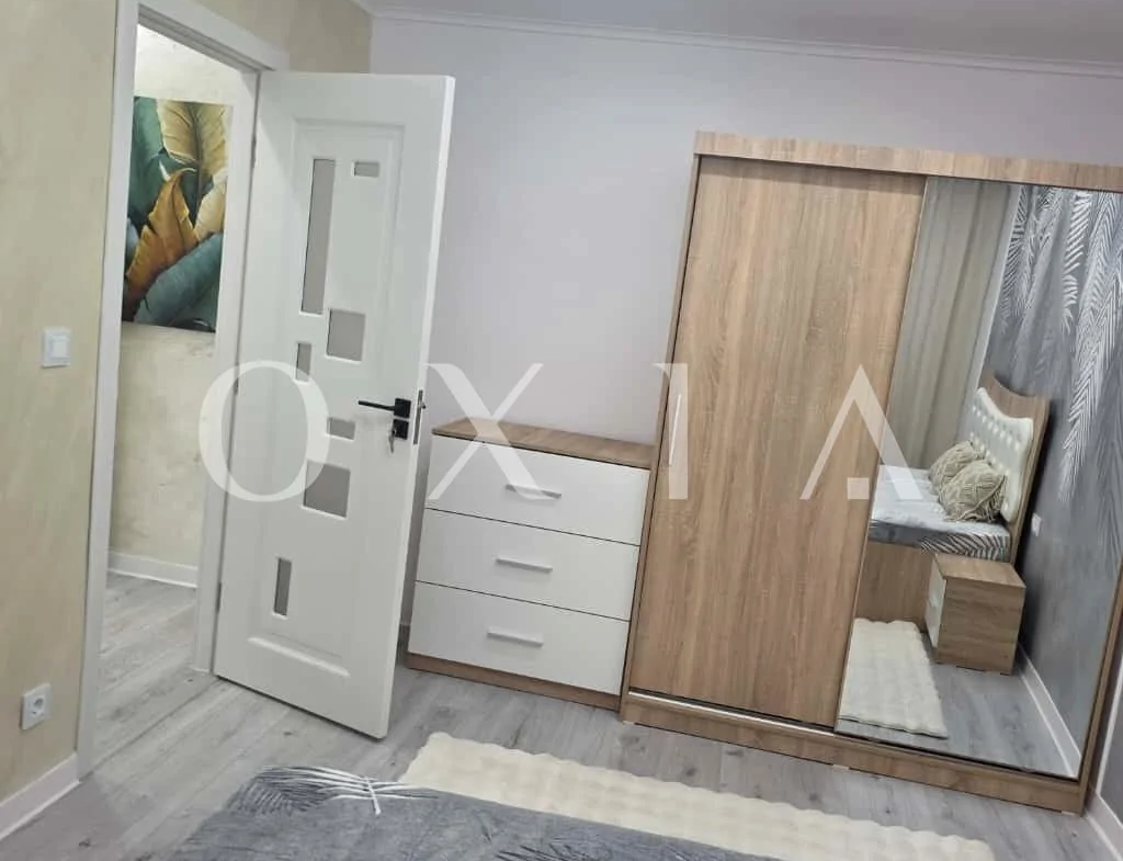 Dambovita-Sagului, Renovat Premium, Etaj Intermediar