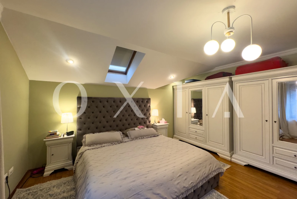 Casa Individuala Cu Garaj – Pozitie Excelenta