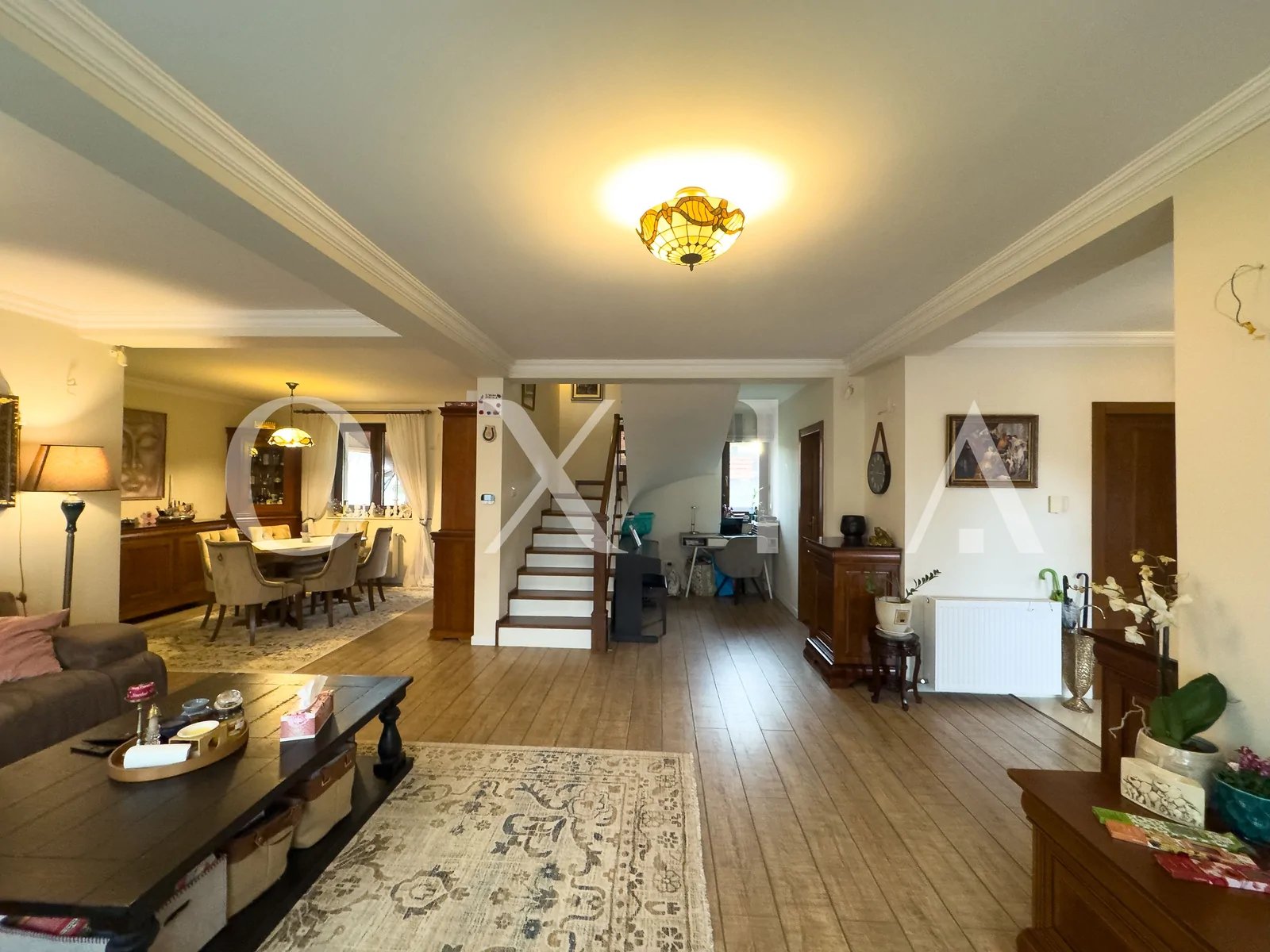 Casa Individuala Cu Garaj – Pozitie Excelenta