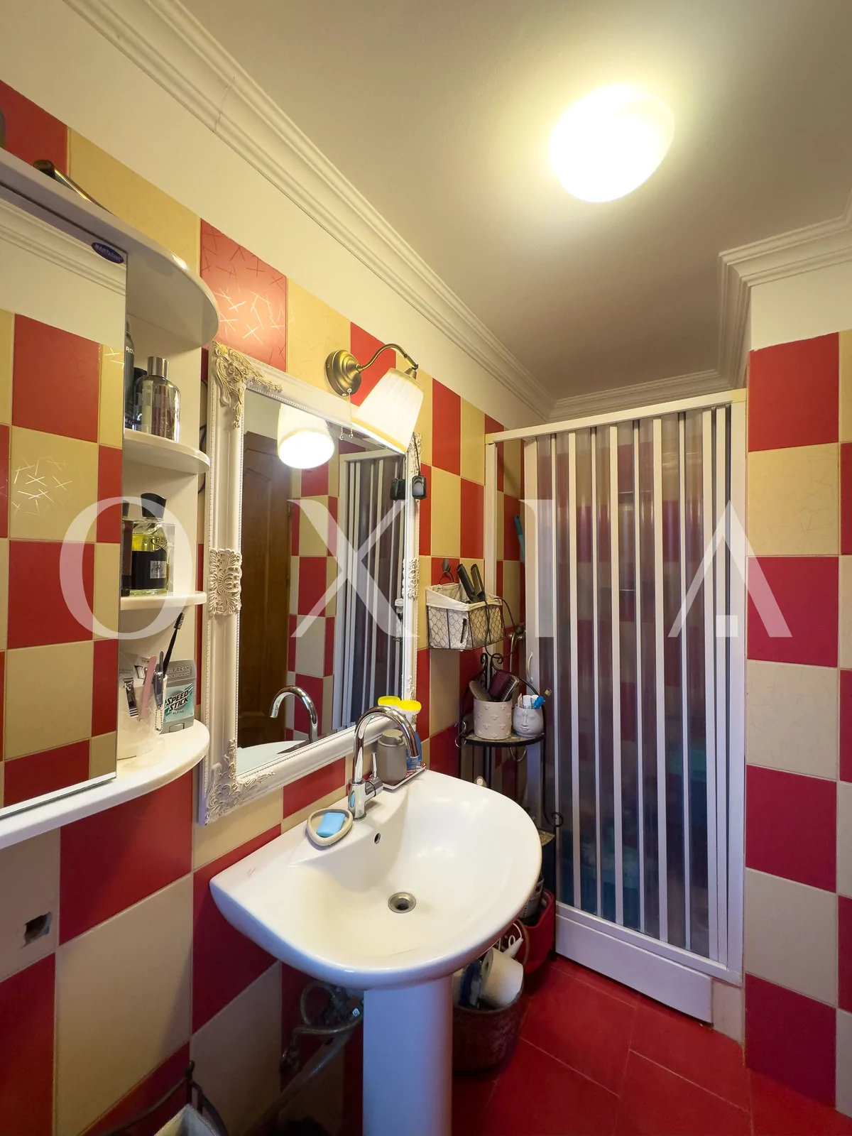 Casa Individuala Cu Garaj – Pozitie Excelenta