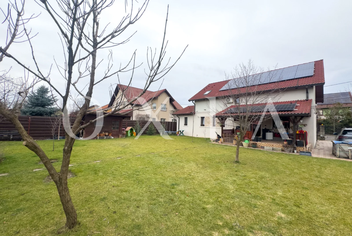 Casa Individuala Cu Garaj – Pozitie Excelenta