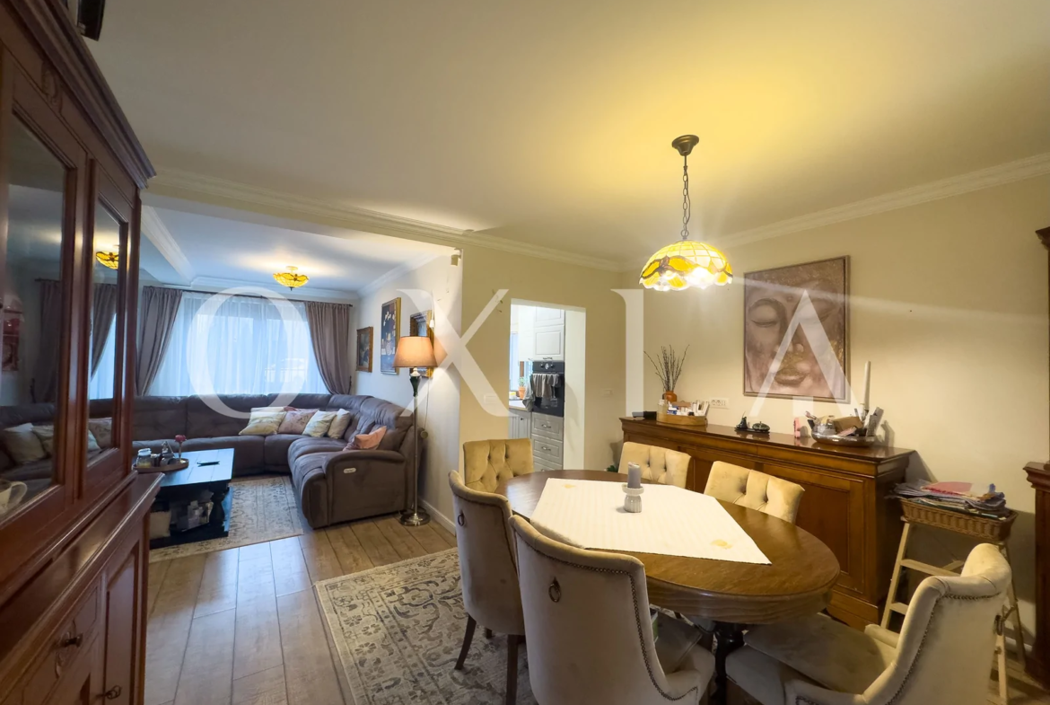 Casa Individuala Cu Garaj – Pozitie Excelenta