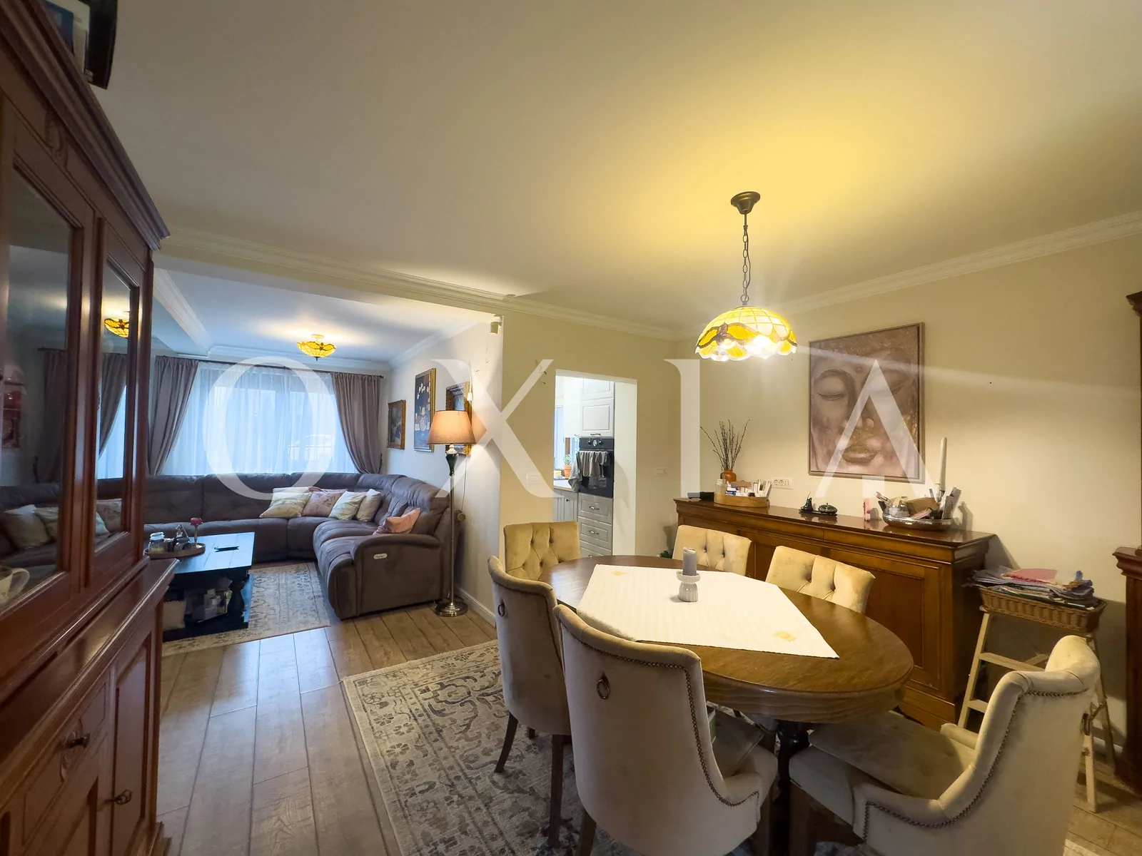 Casa Individuala Cu Garaj – Pozitie Excelenta