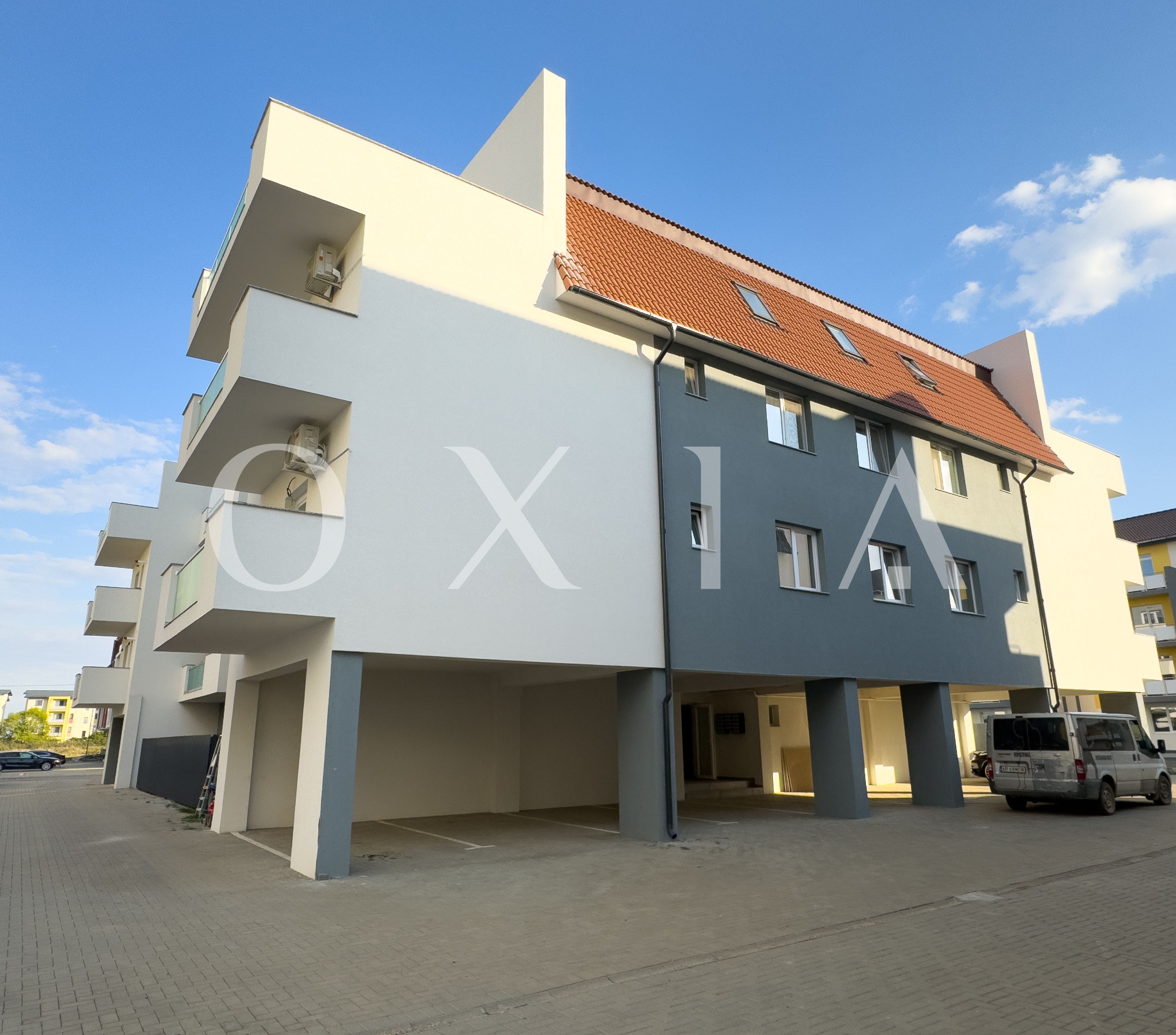 amenajari-moderne-parcare-acoperita-lift-23