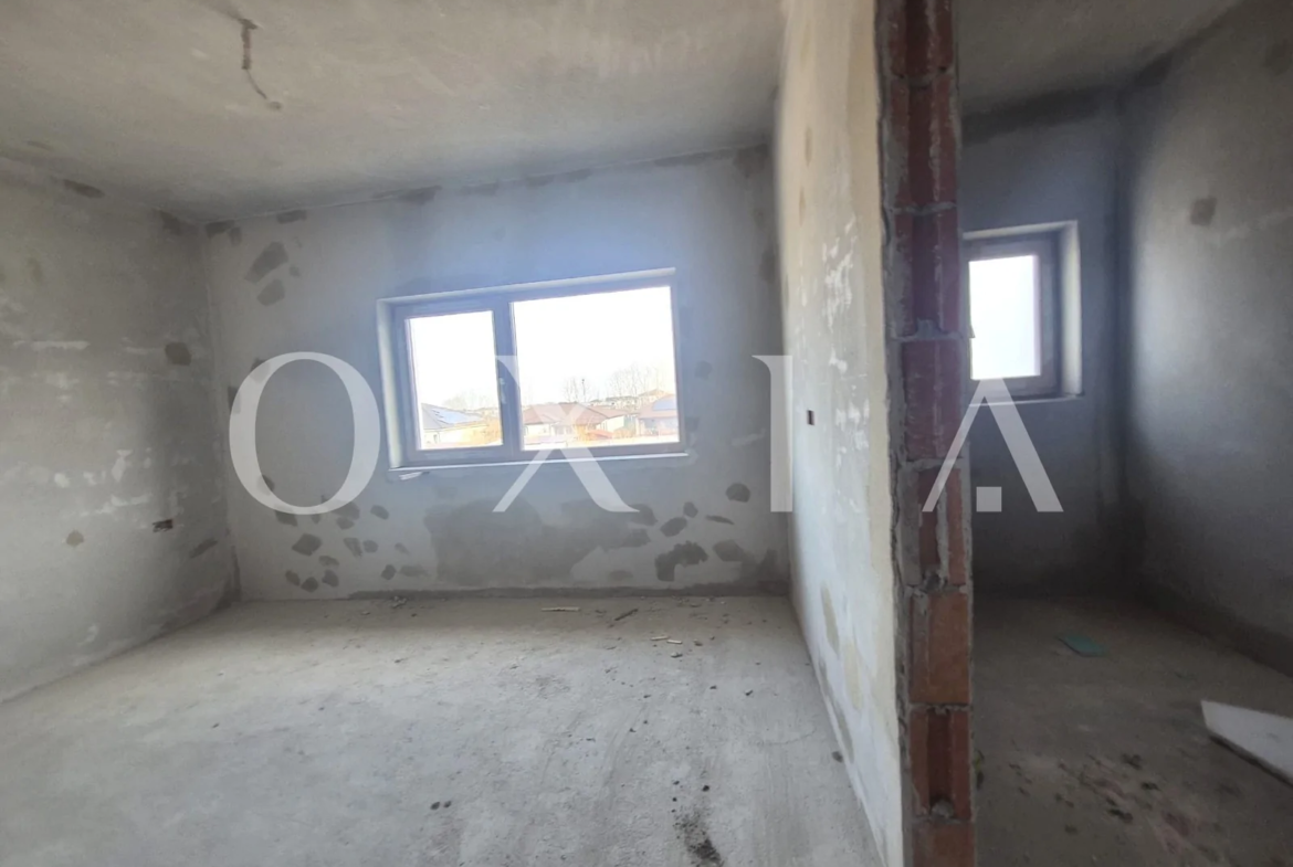 Mosnita Noua, 1/2 Duplex Despartit Prin Camera Tehnica